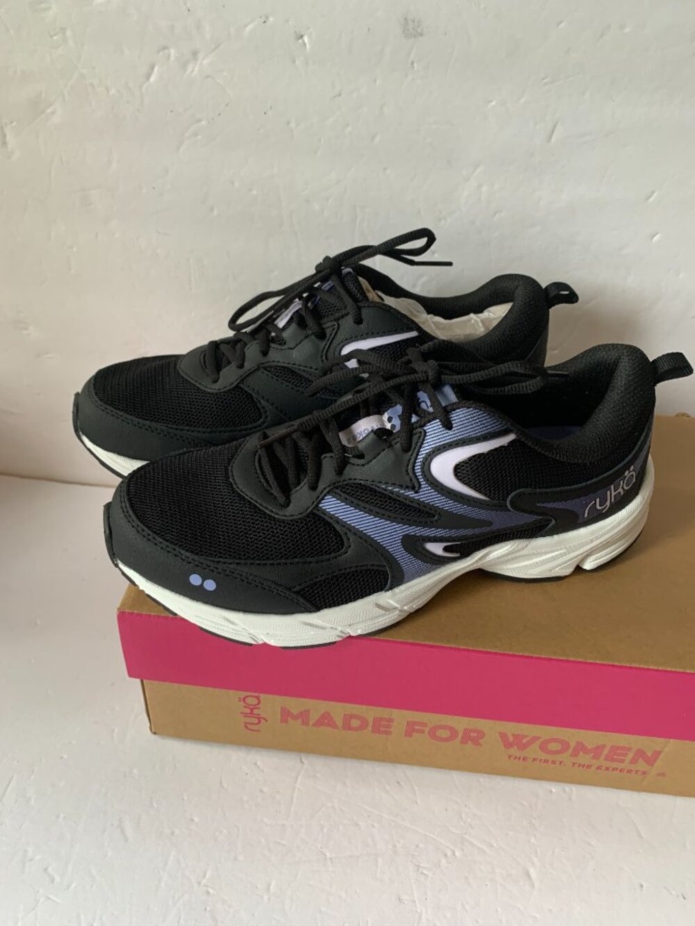 Ryka Invoke 2 Walking Sneaker - Women's SIZE 9.5M NIB